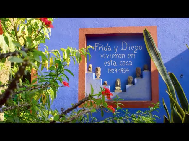 A Luxury Traveler’s Guide to Frida Kahlo’s Casa Azul